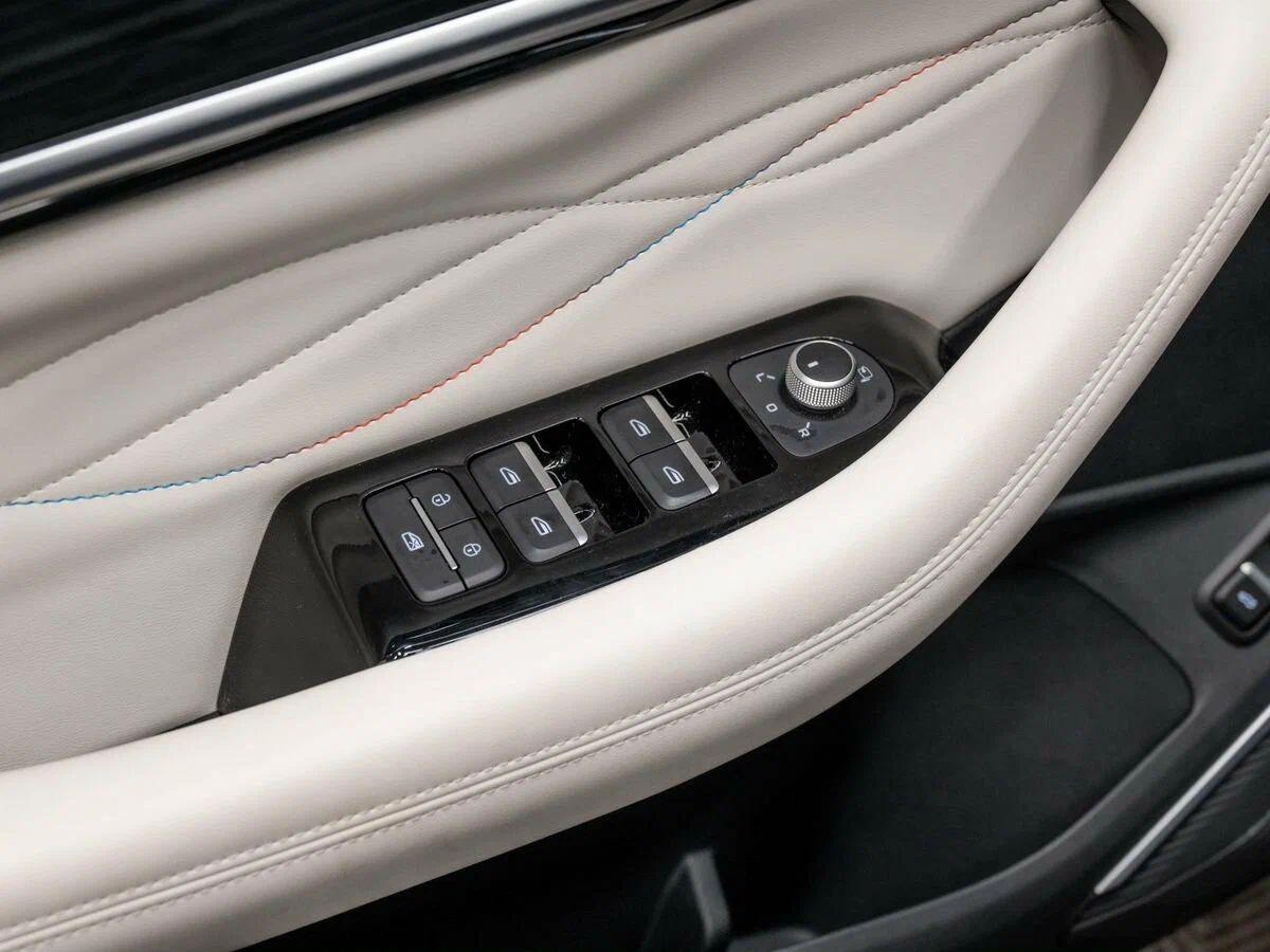 фото автомобиля 12