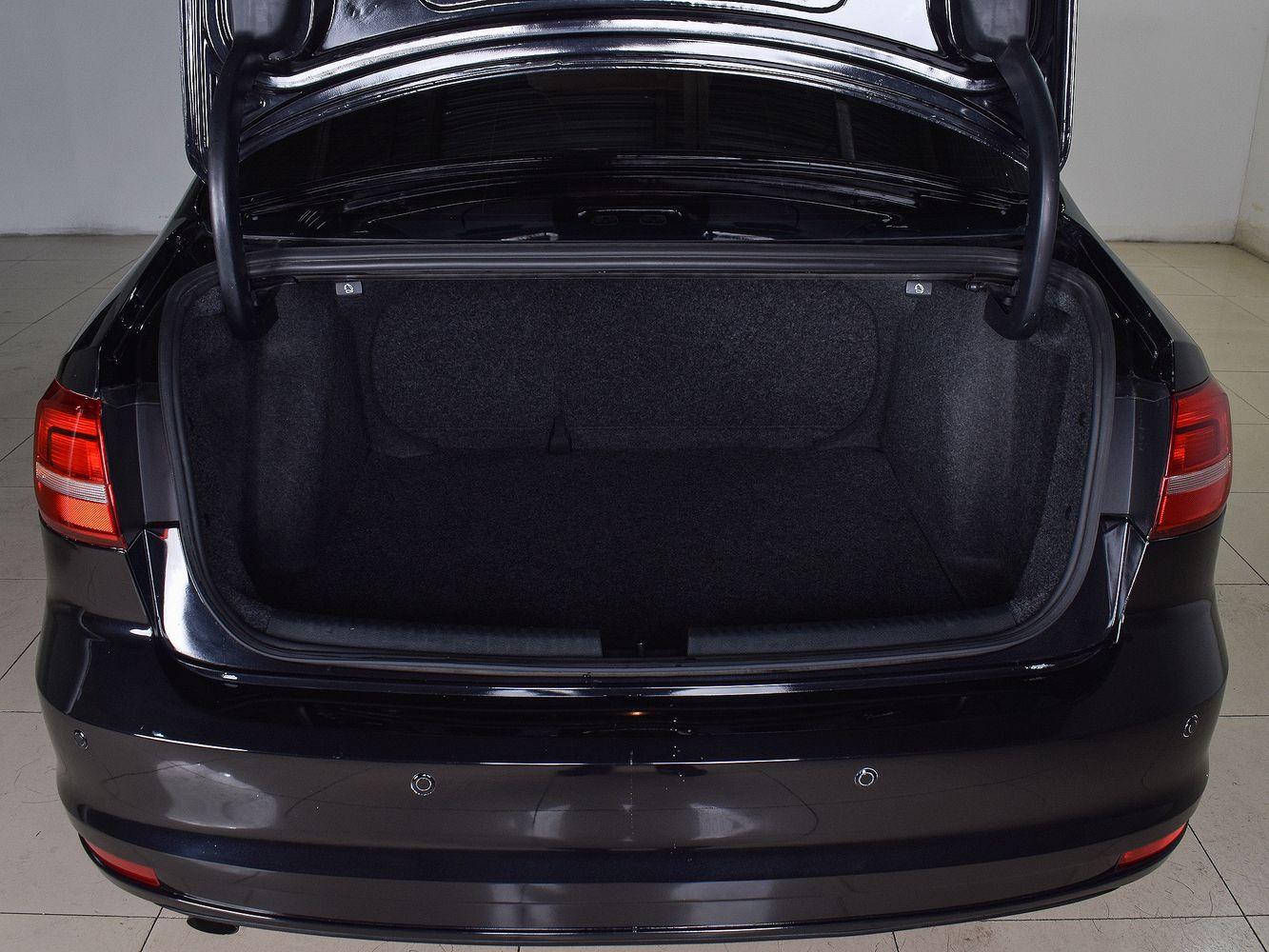 Volkswagen Jetta, 2017