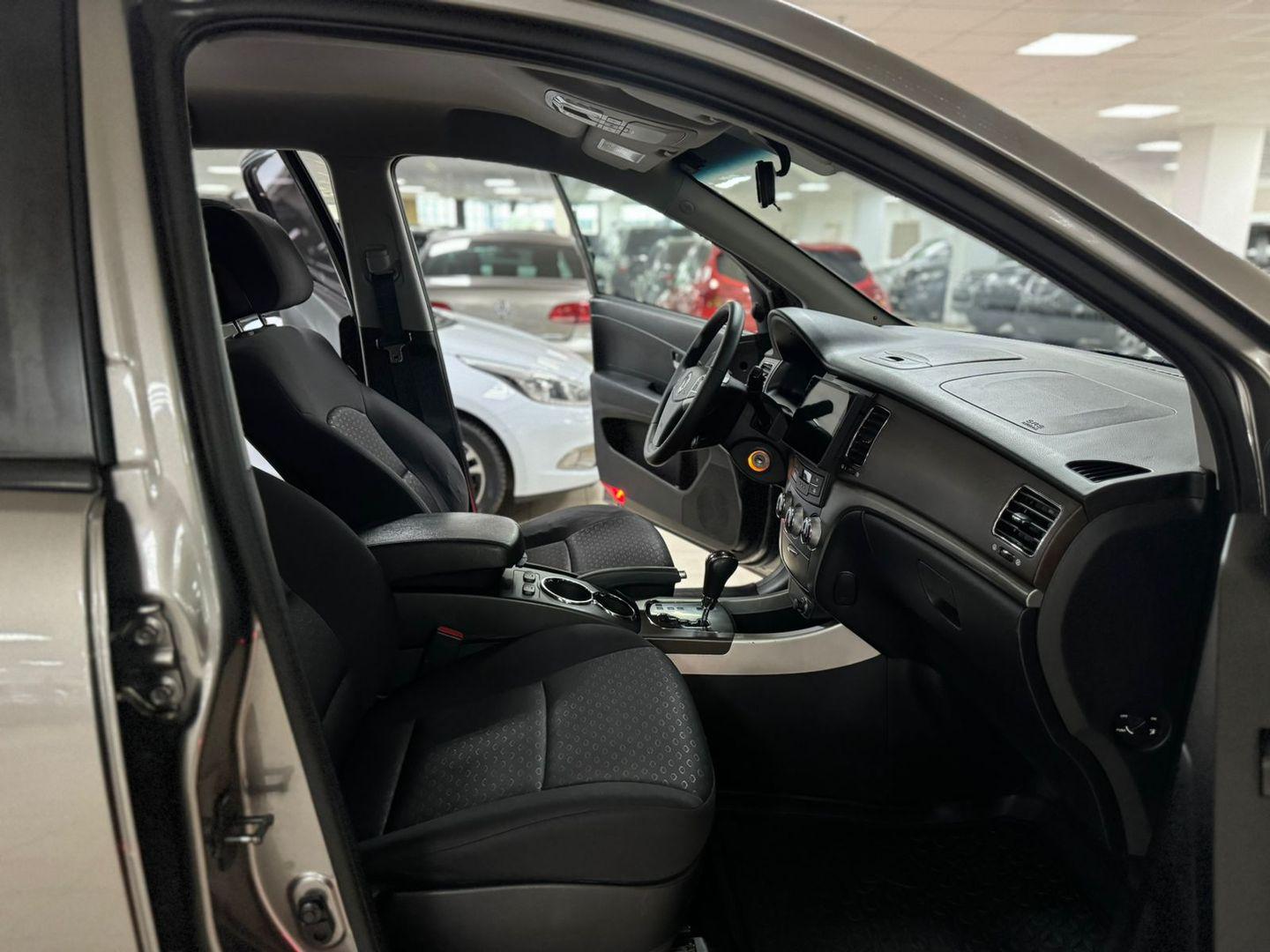 SsangYong Actyon