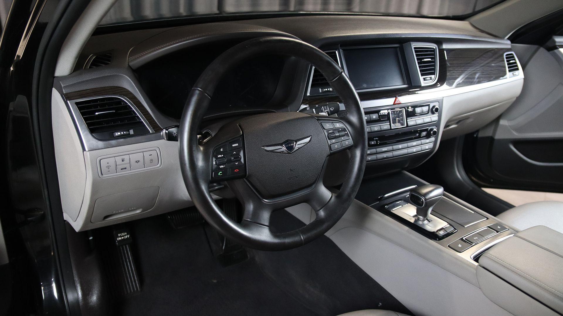 фото автомобиля 8