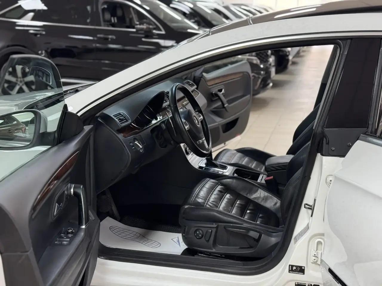 Volkswagen Passat CC
