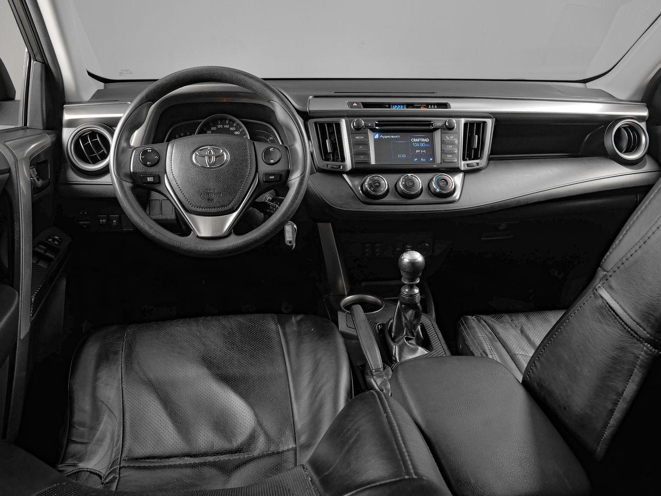 Toyota RAV4, 2014