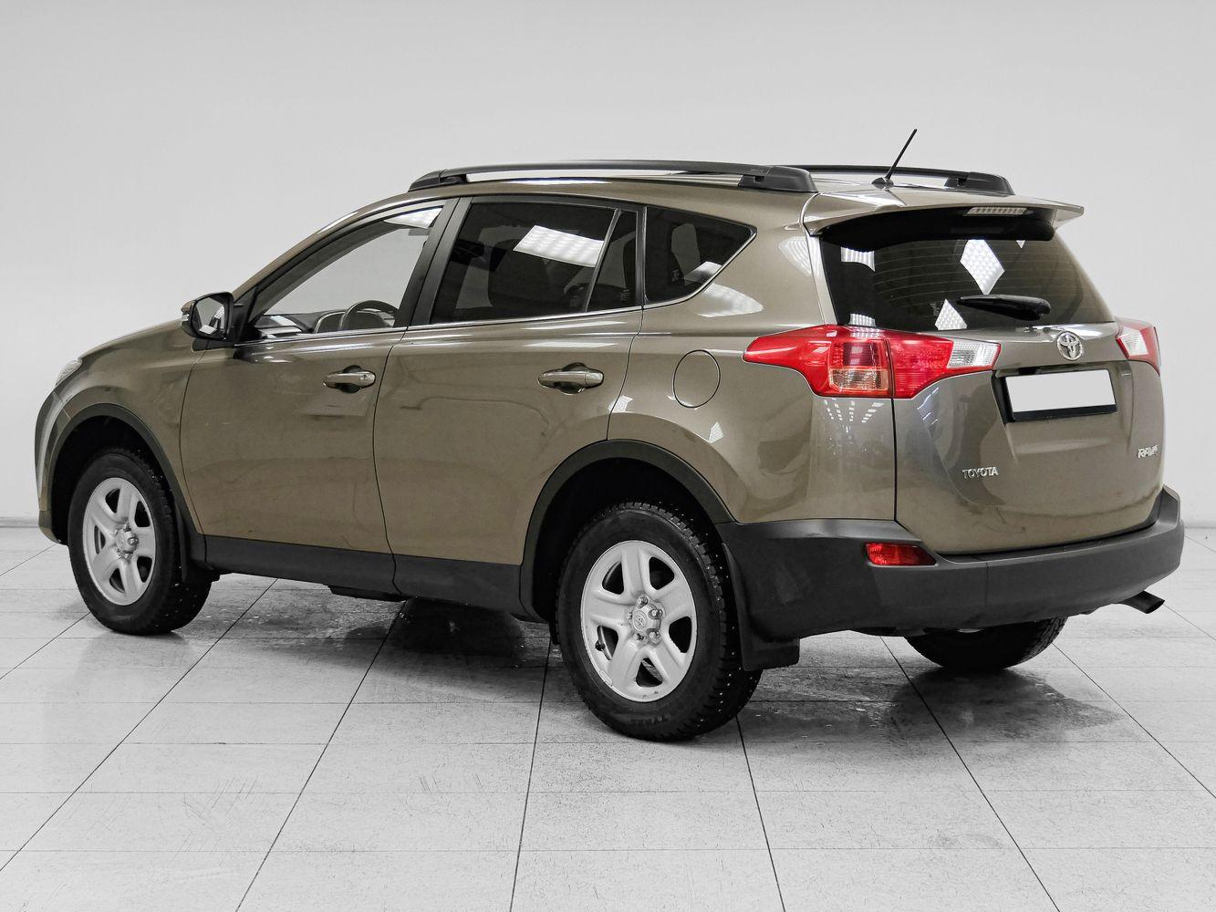 Toyota RAV4, 2014