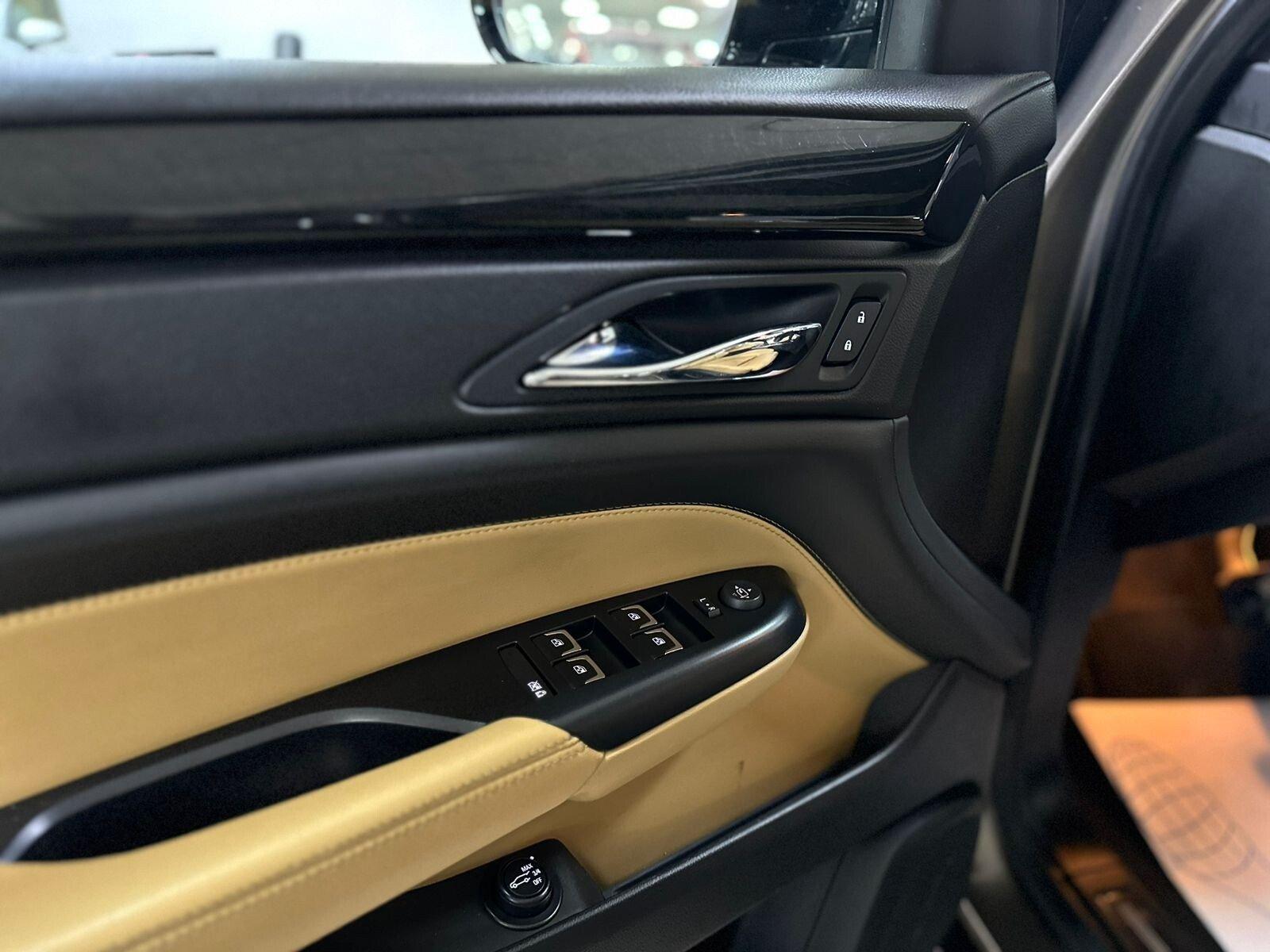 Cadillac SRX