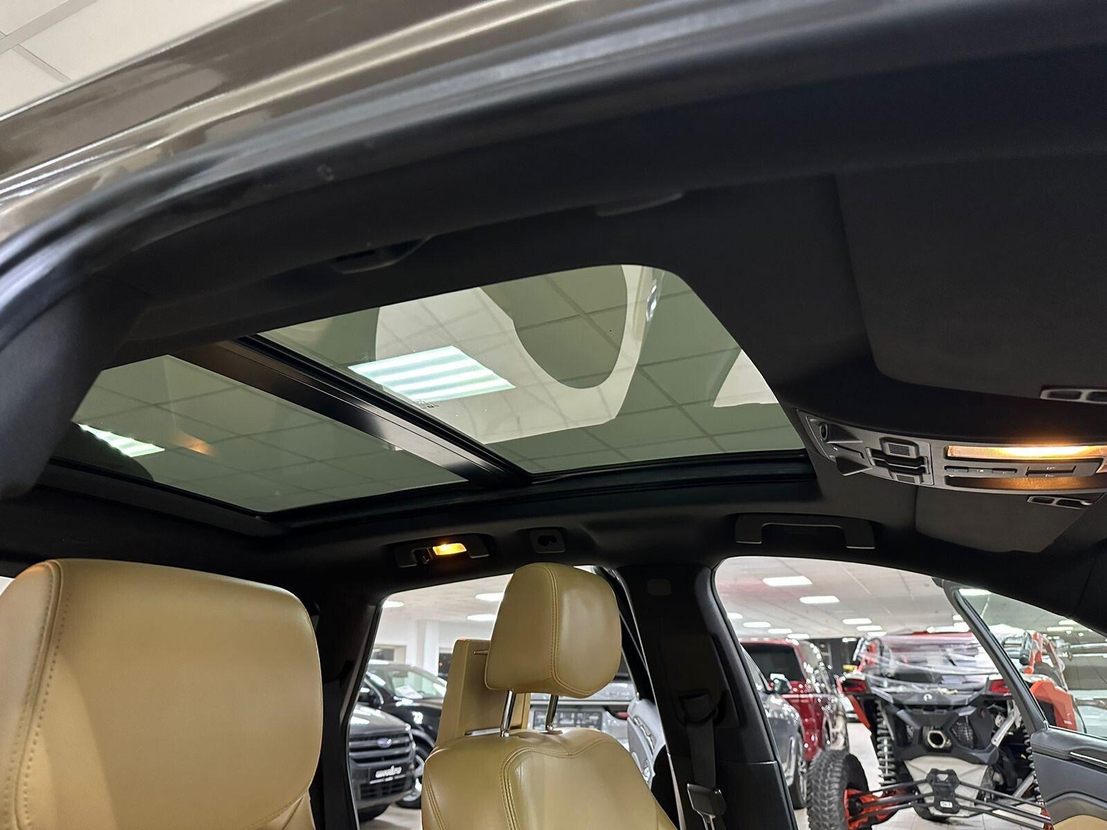 Cadillac SRX