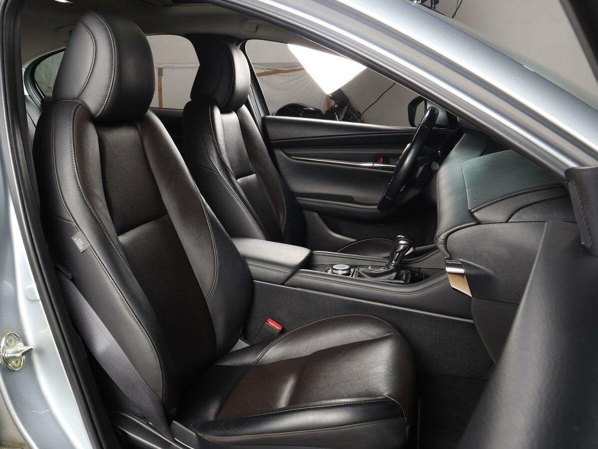 Mazda 3, 2019