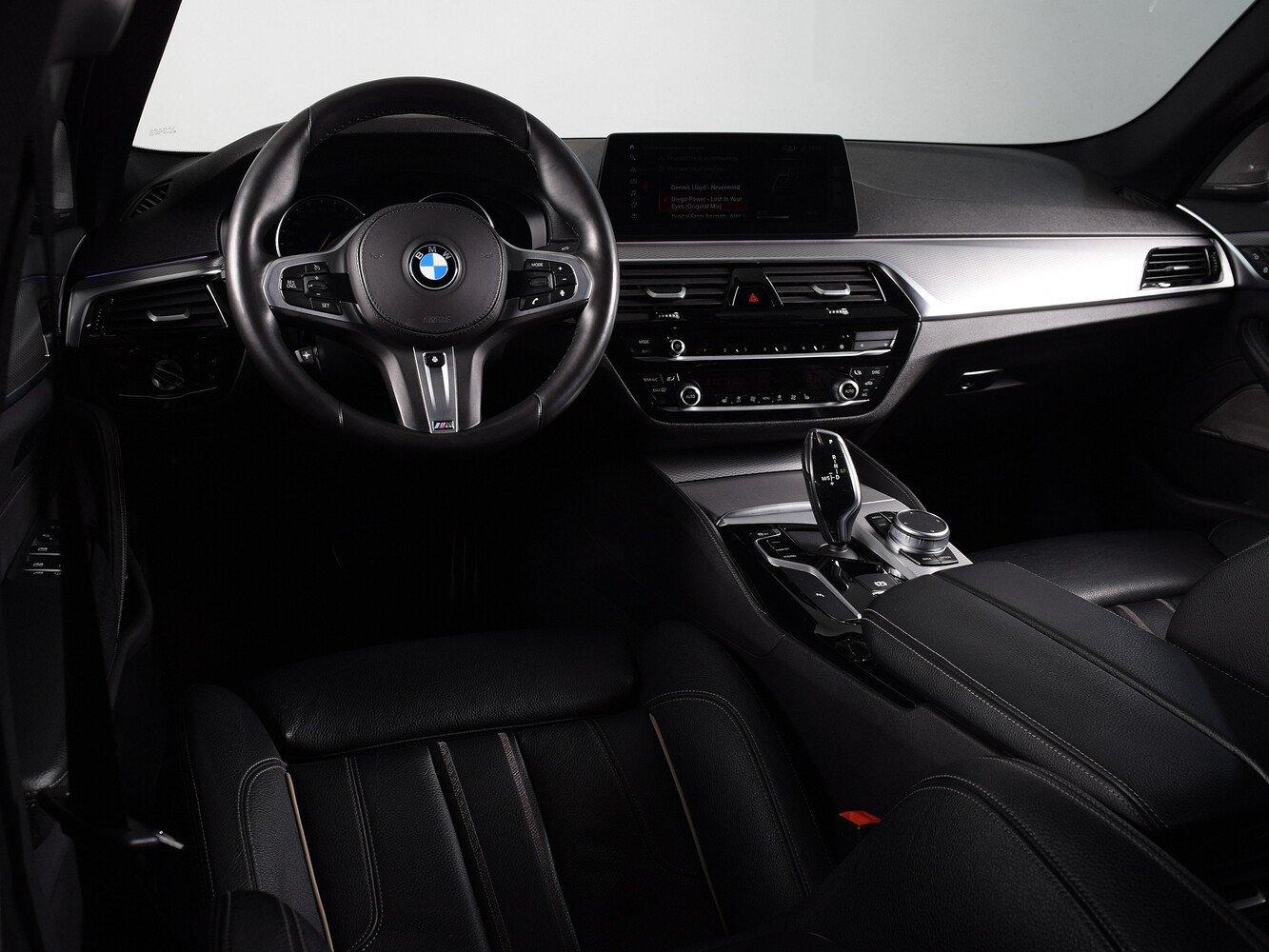 BMW 5 серии, 2017
