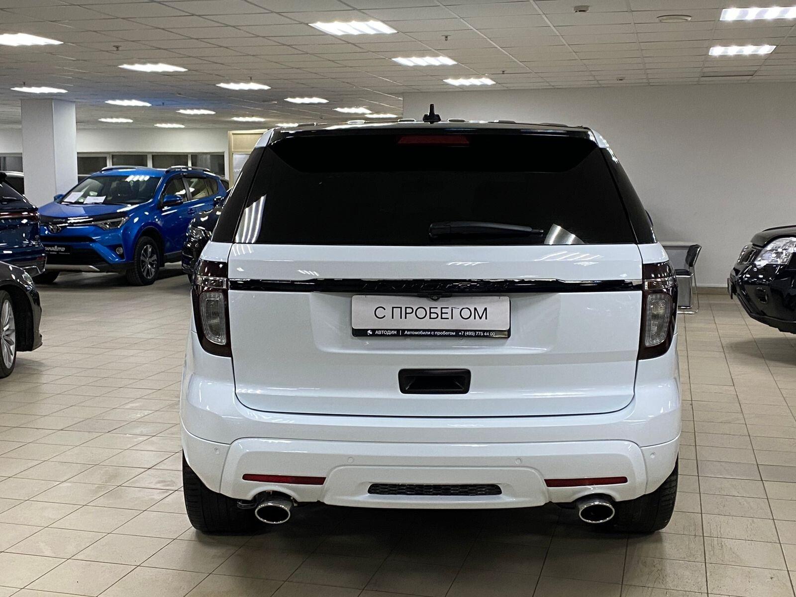 Ford Explorer