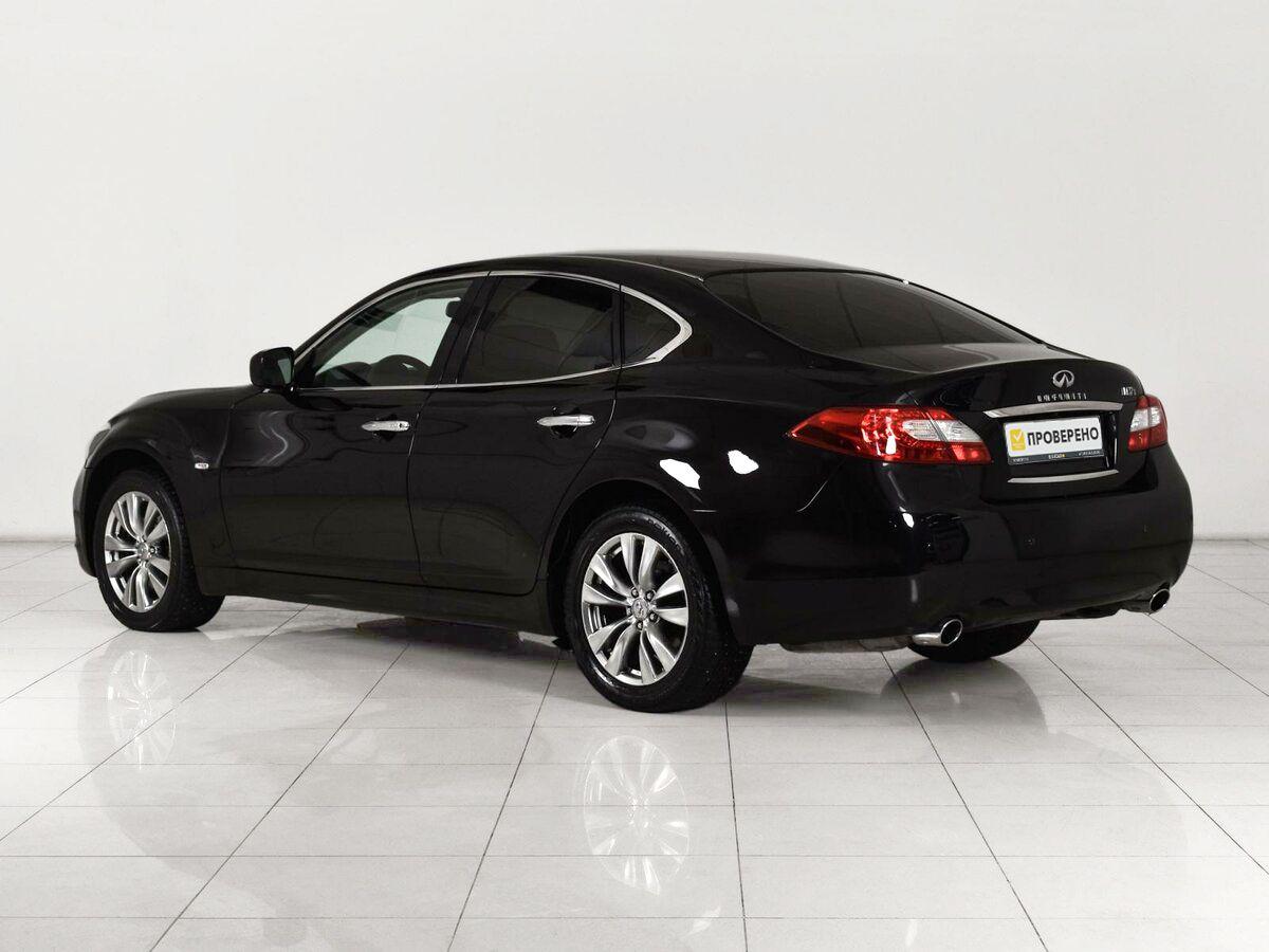 Infiniti M, 2012