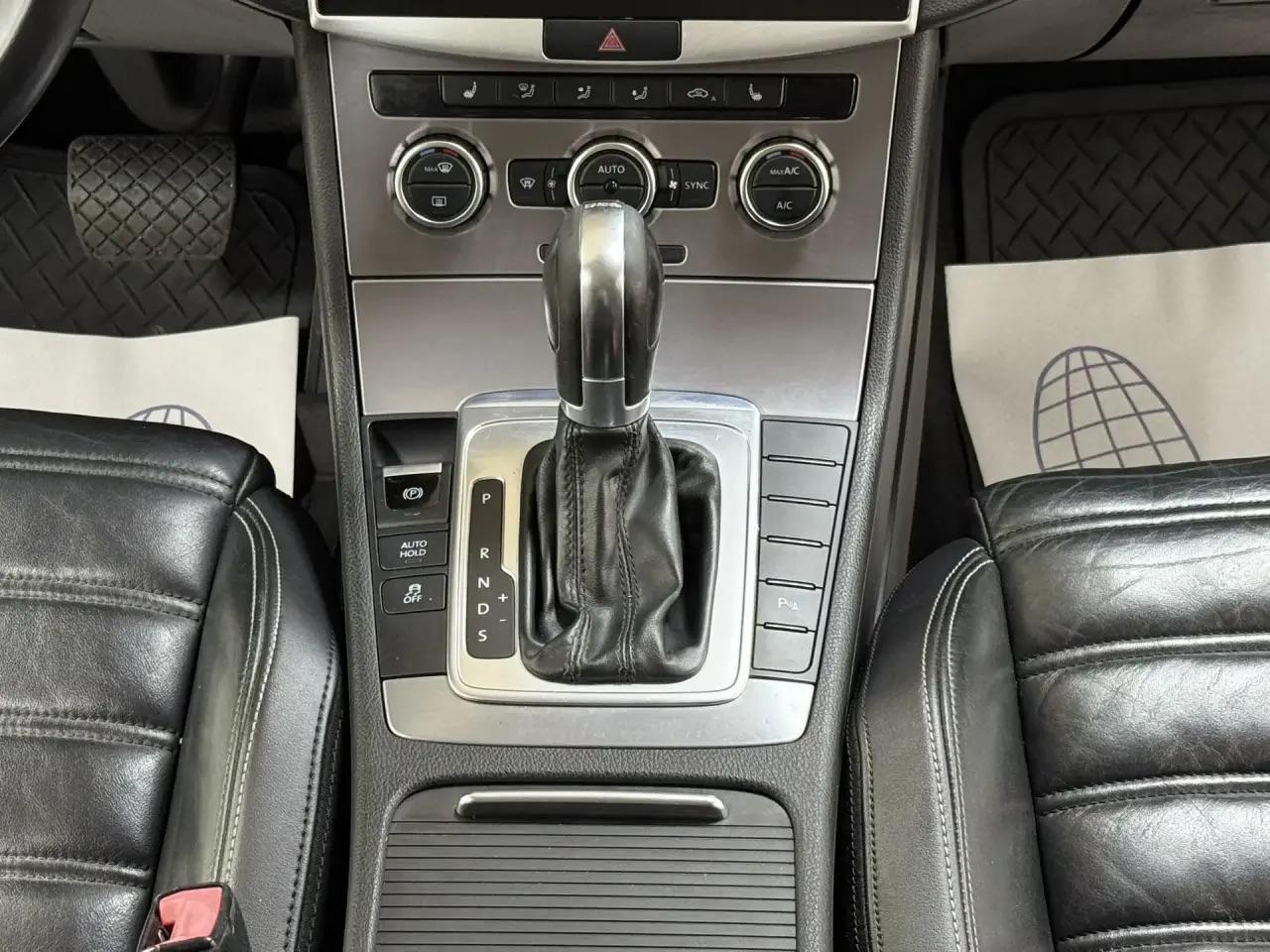 Volkswagen Passat CC