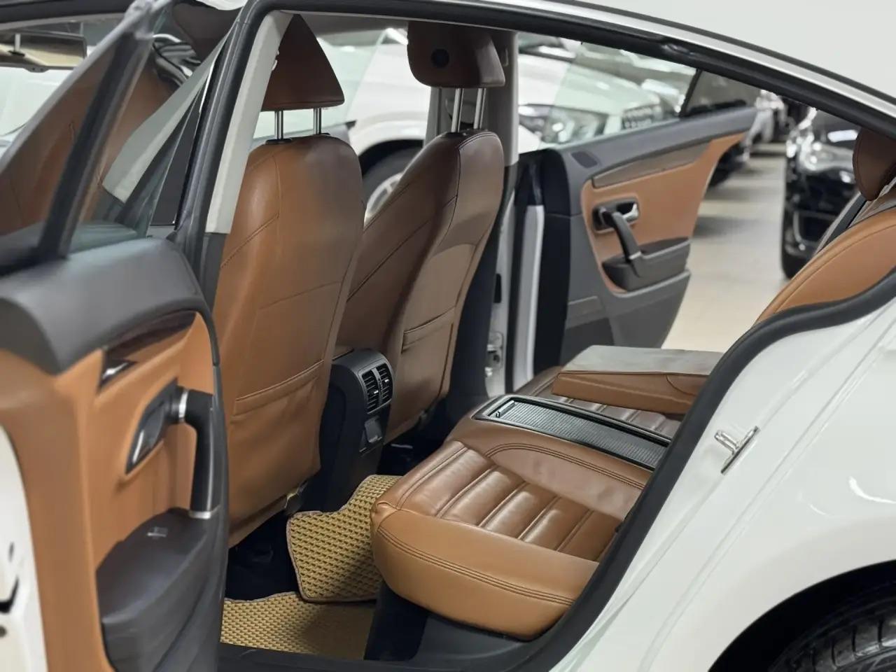 Volkswagen Passat CC