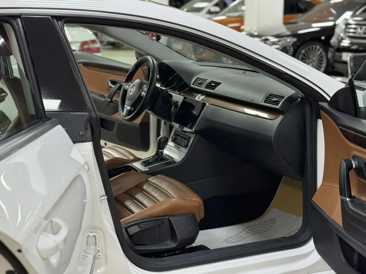 Volkswagen Passat CC