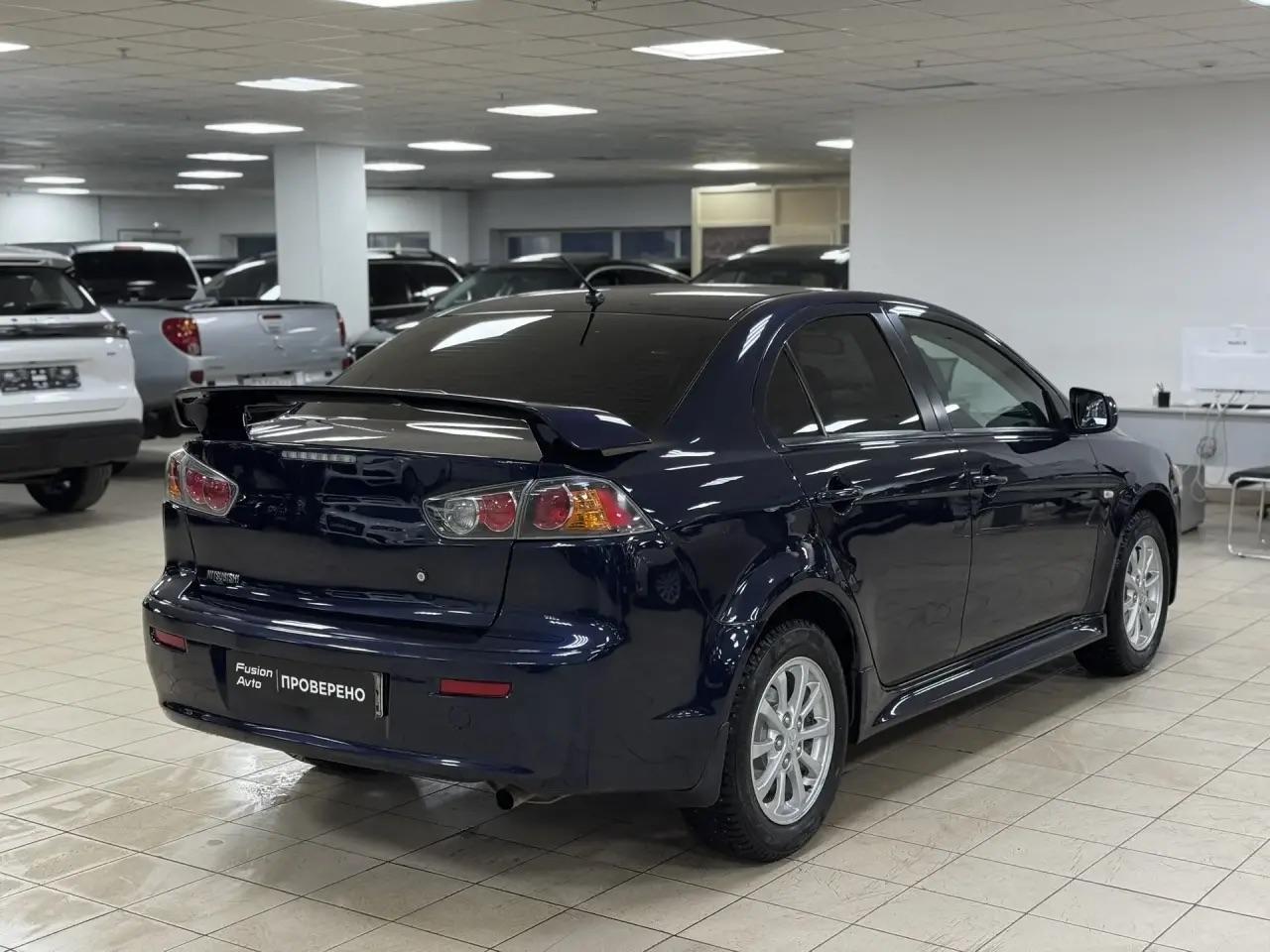 Mitsubishi Lancer