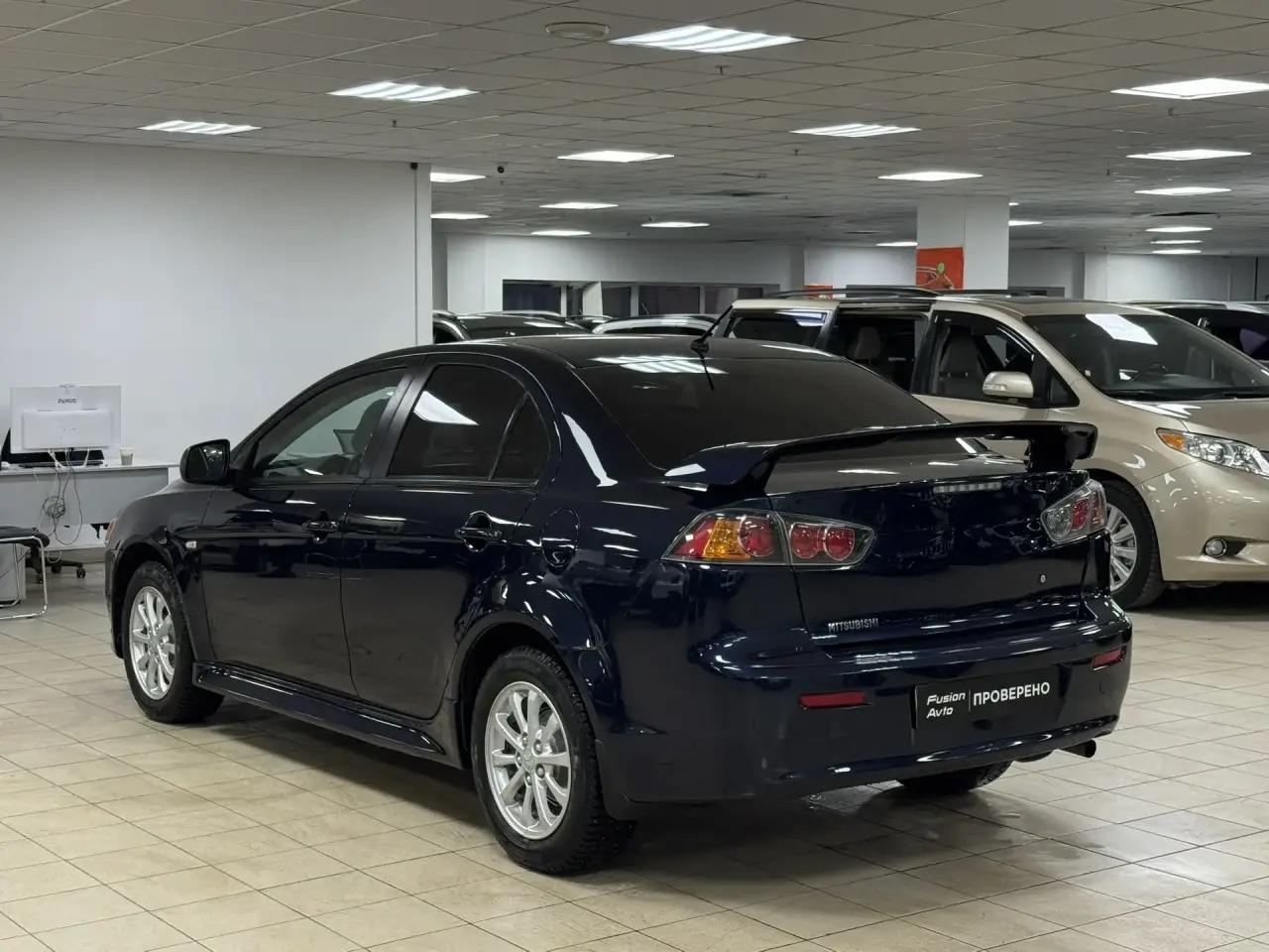 Mitsubishi Lancer