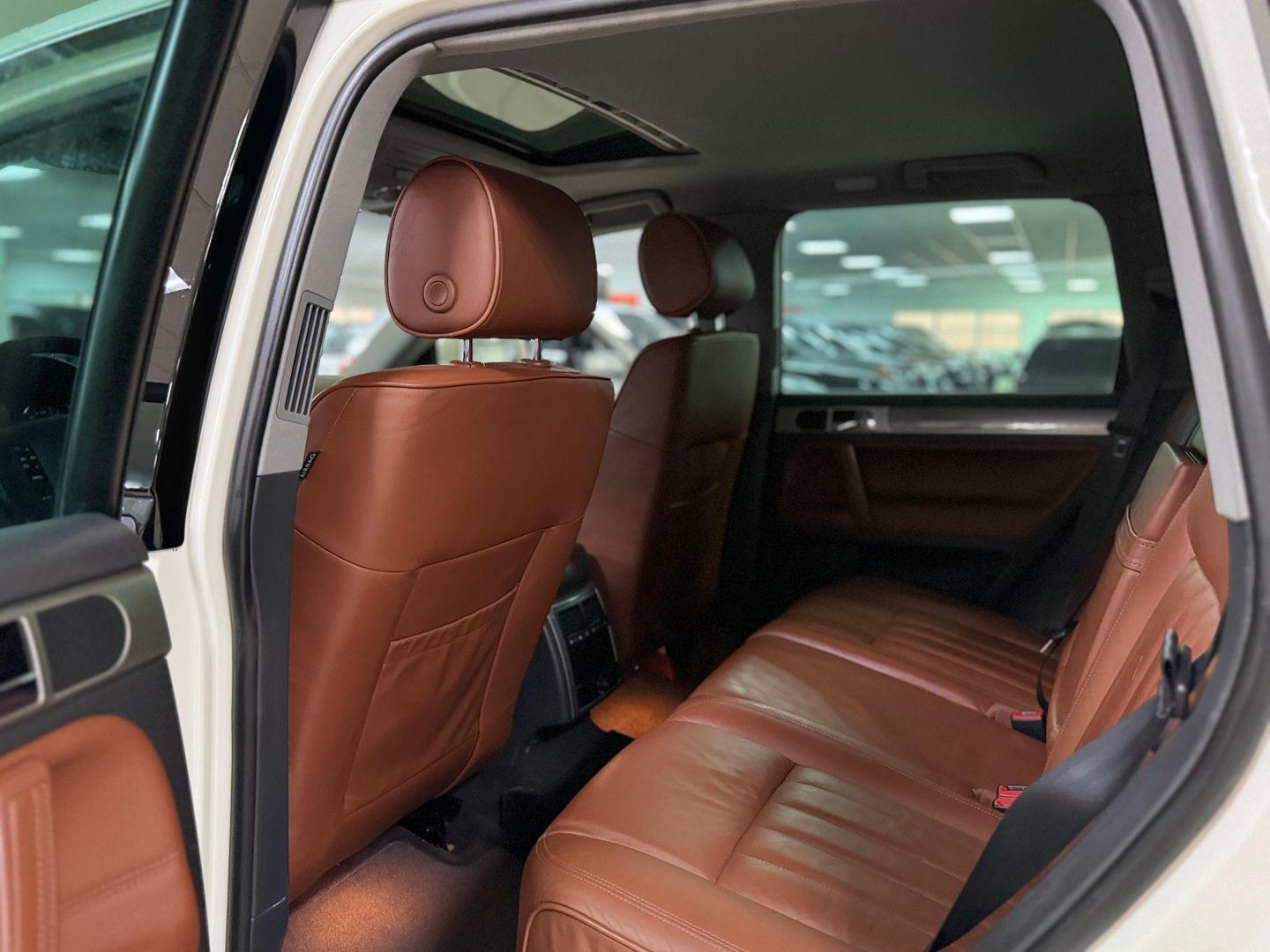 Volkswagen Touareg