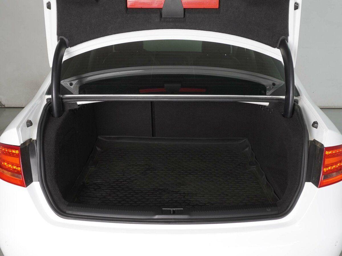 Audi A4, 2010
