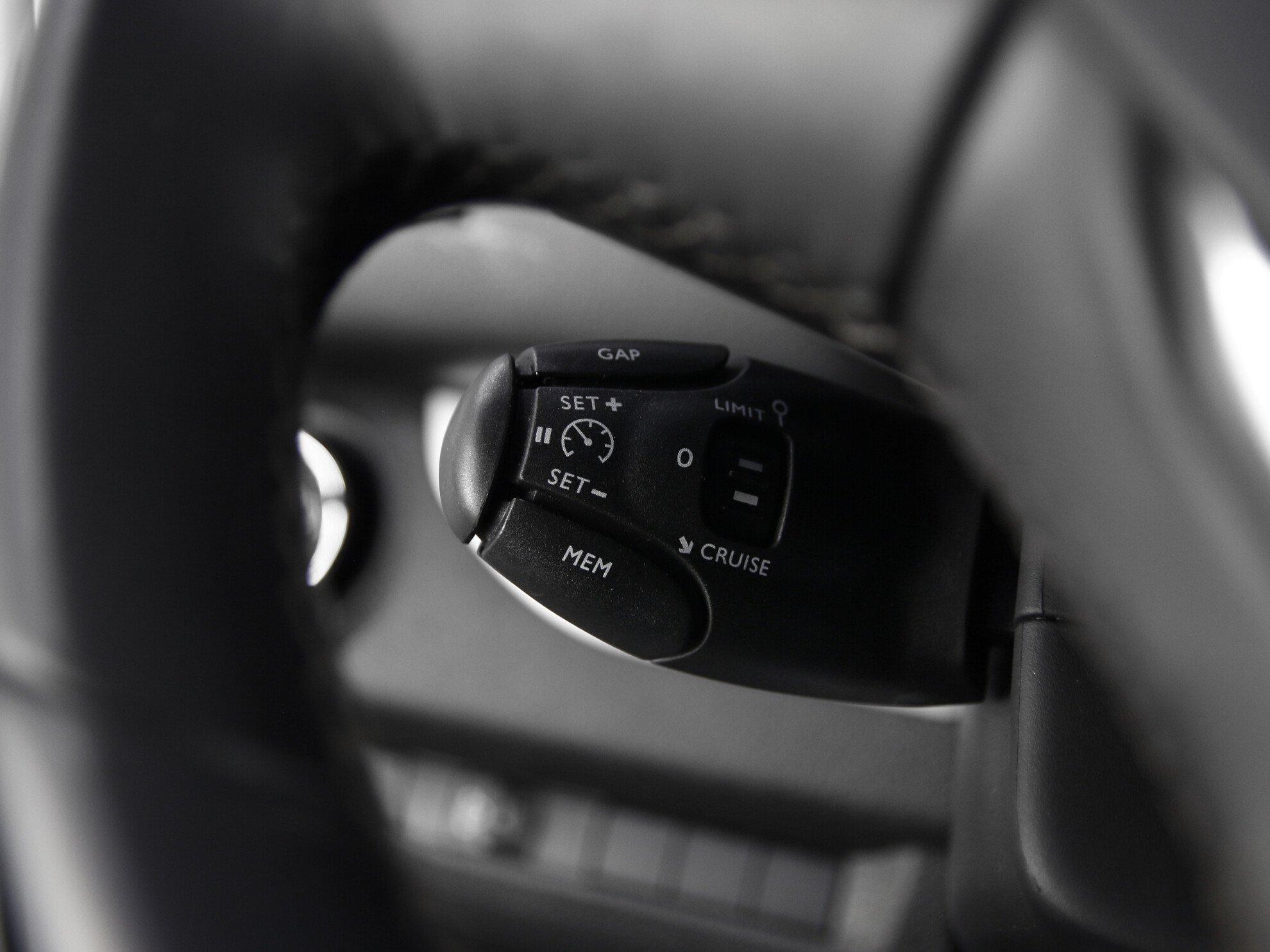 фото автомобиля 15