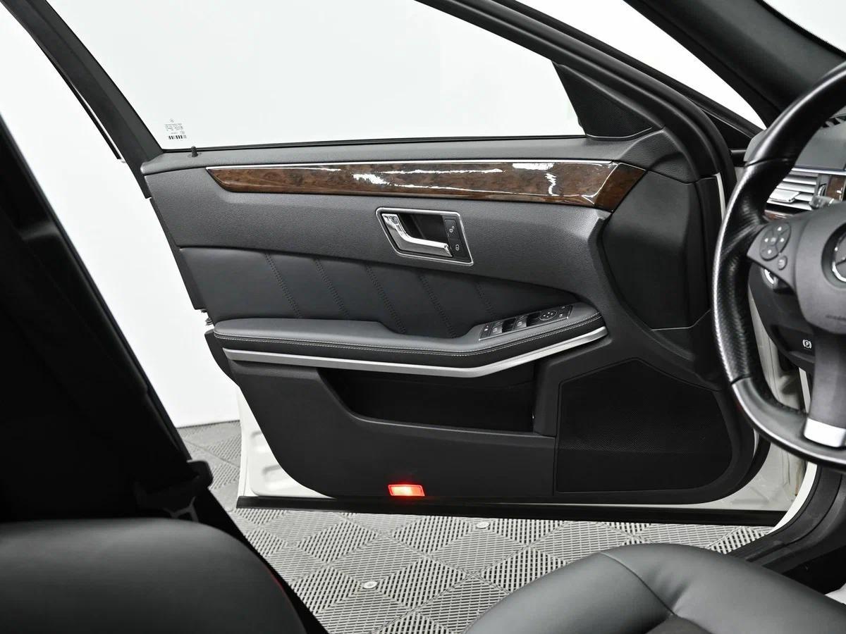 фото автомобиля 12