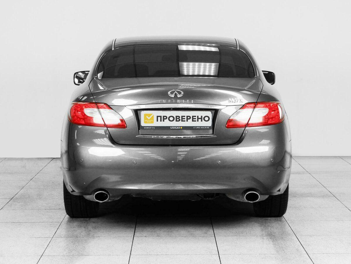 Infiniti M, 2013