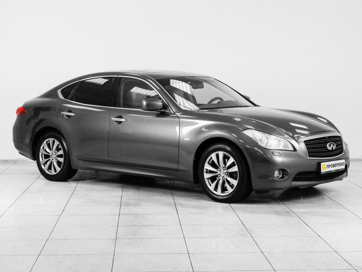 Infiniti M 2013