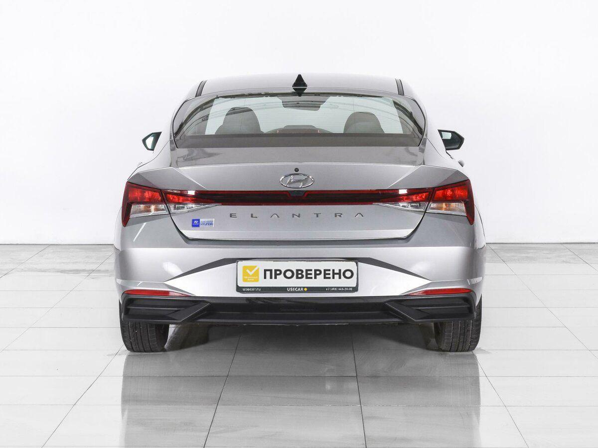 Hyundai Elantra, 2021