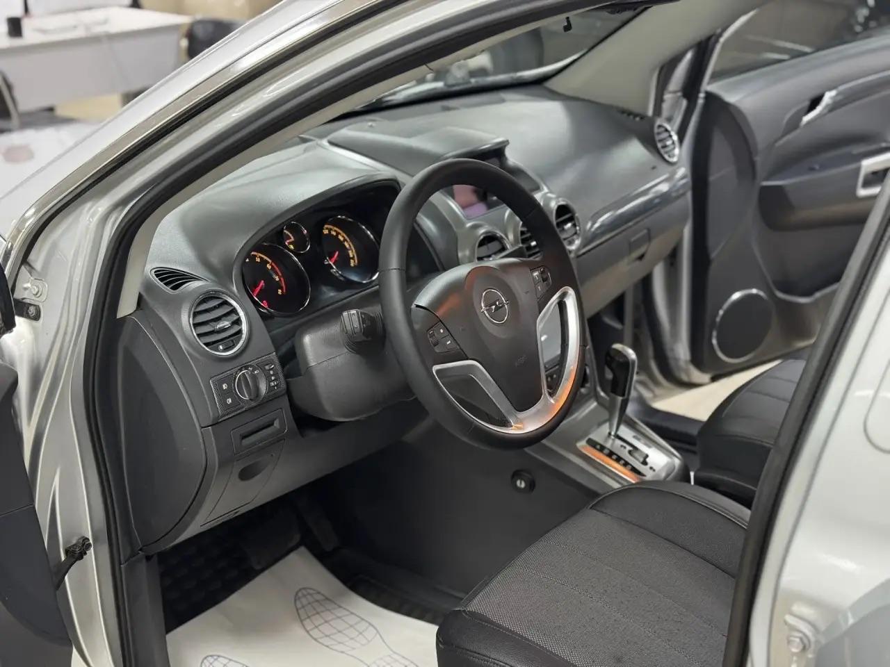 Opel Antara
