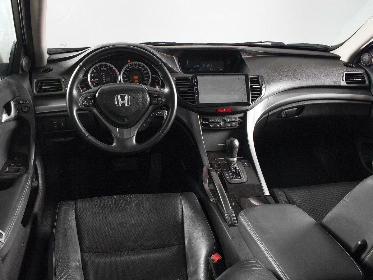 Honda Accord, 2011