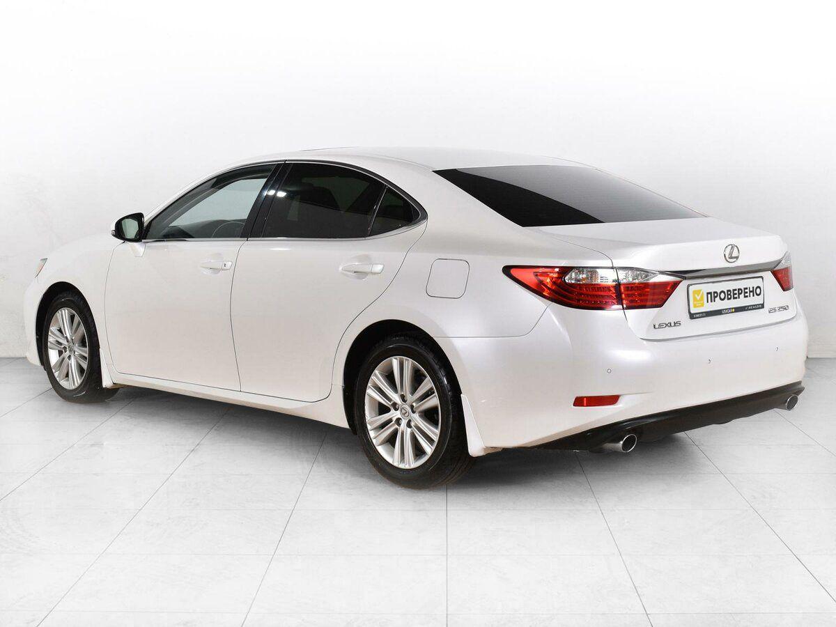 Lexus ES, 2014