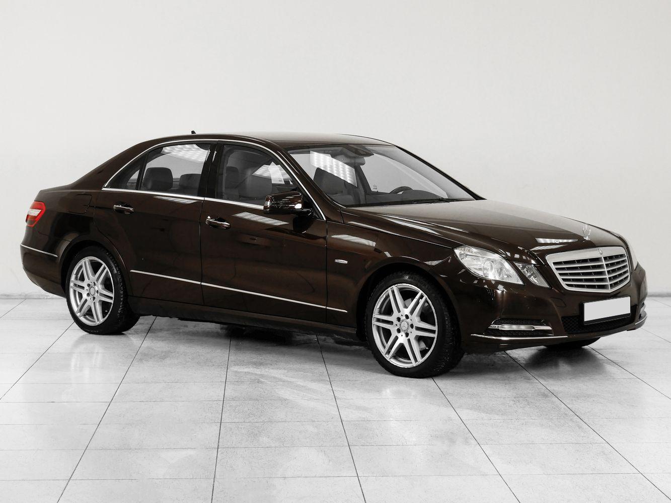 Mercedes-Benz E-Класс 2013
