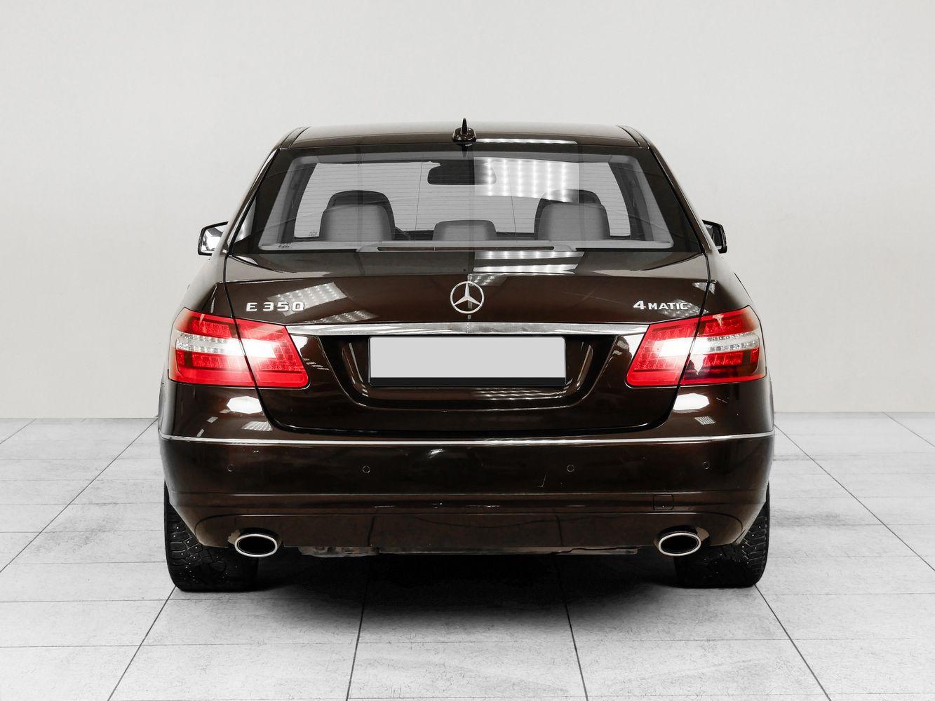 Mercedes-Benz E-Класс, 2013