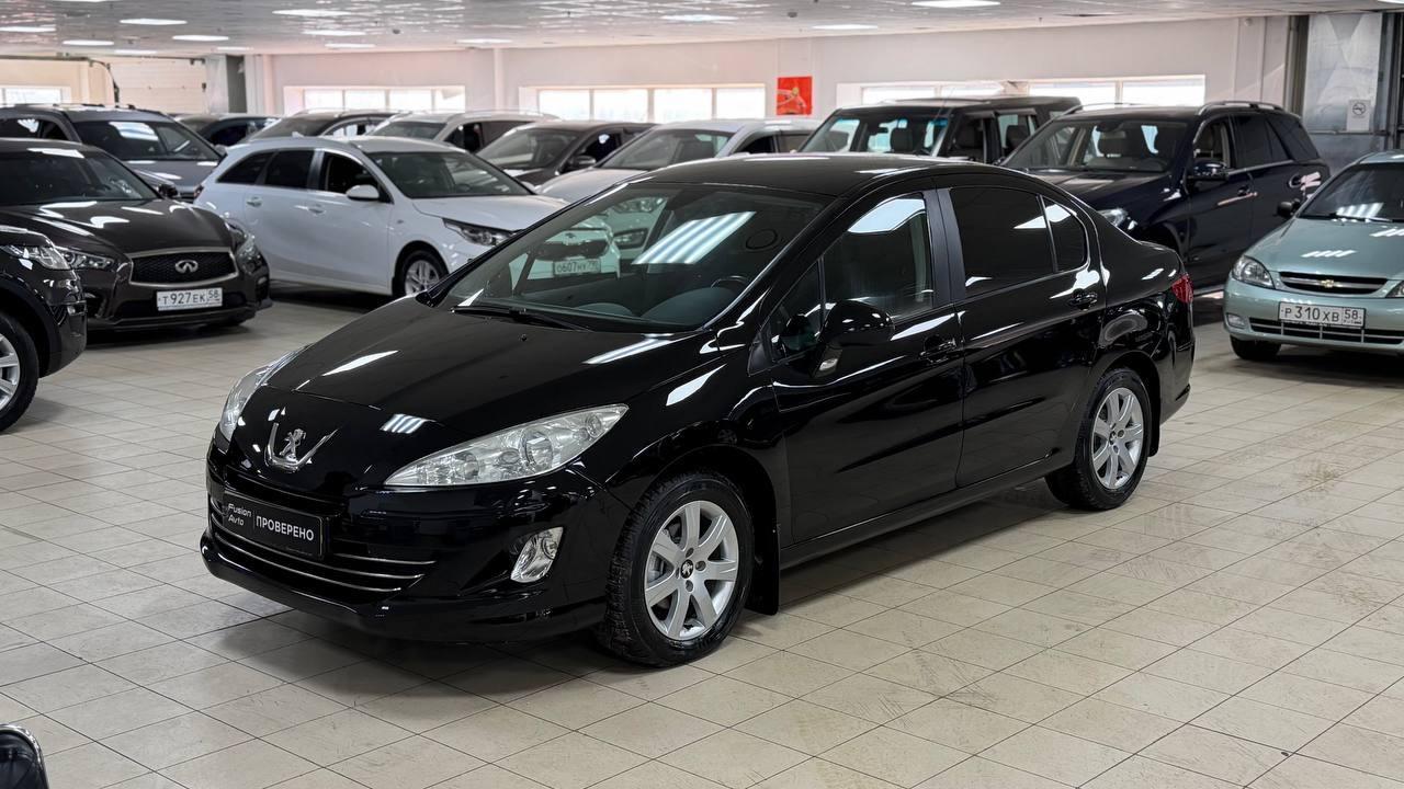 Peugeot 408