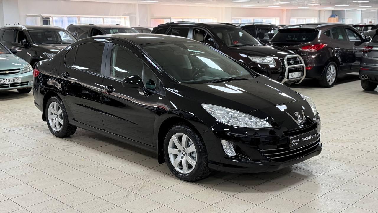 Peugeot 408