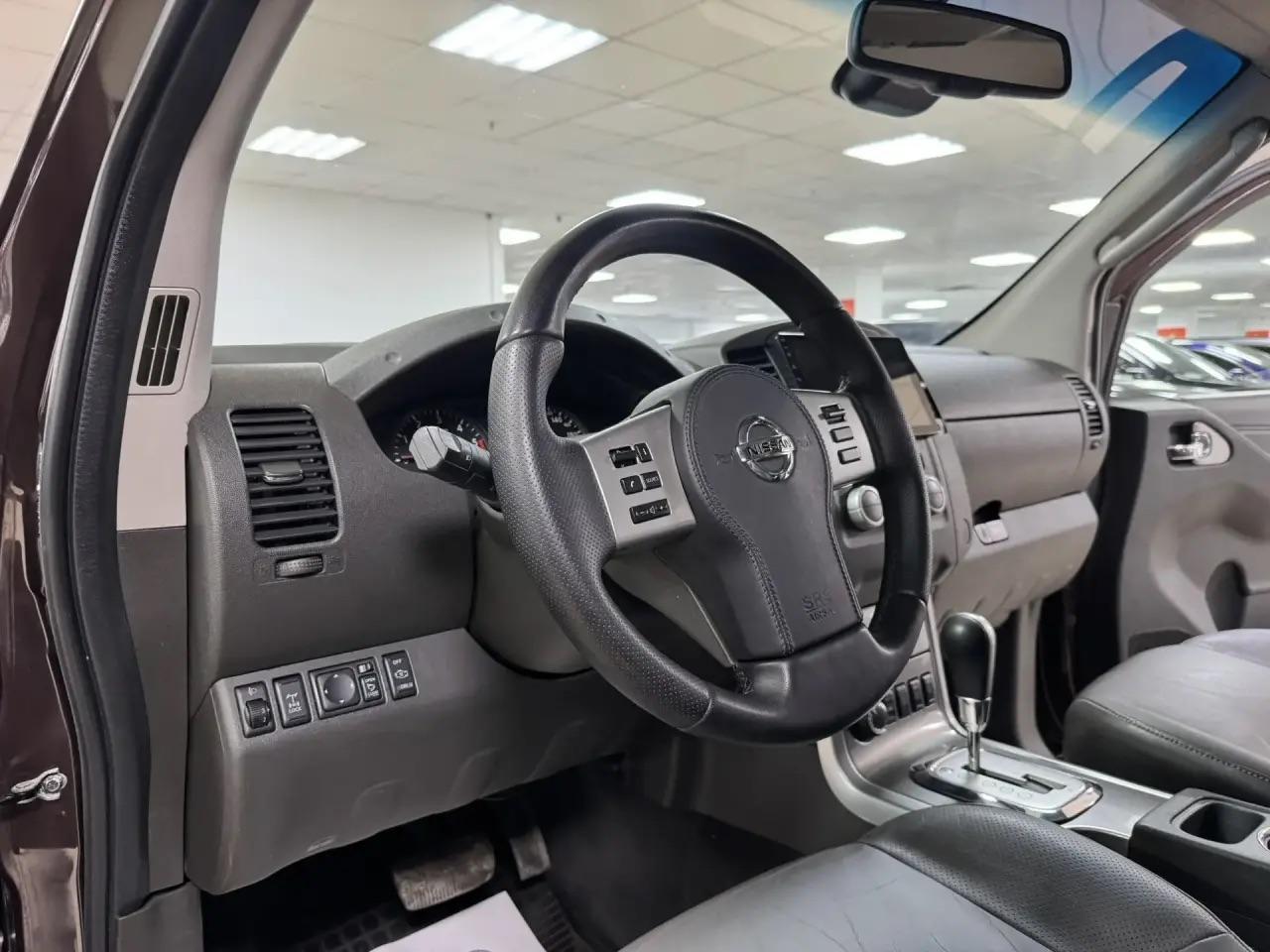 Nissan Navara (Frontier)
