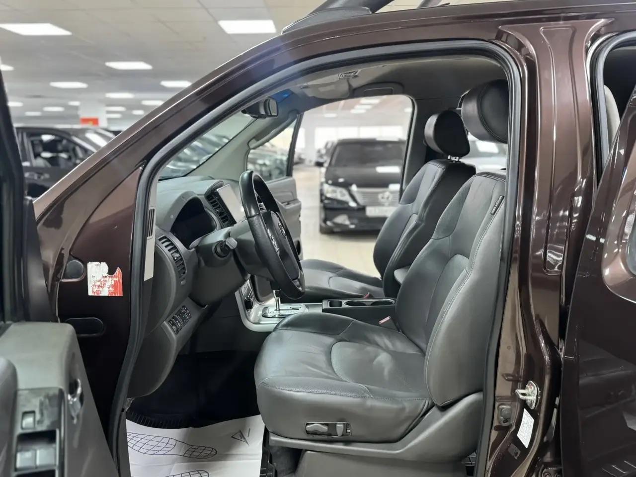 Nissan Navara (Frontier)