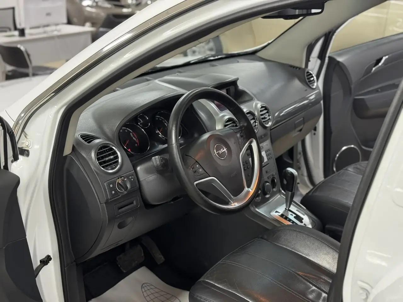 Opel Antara