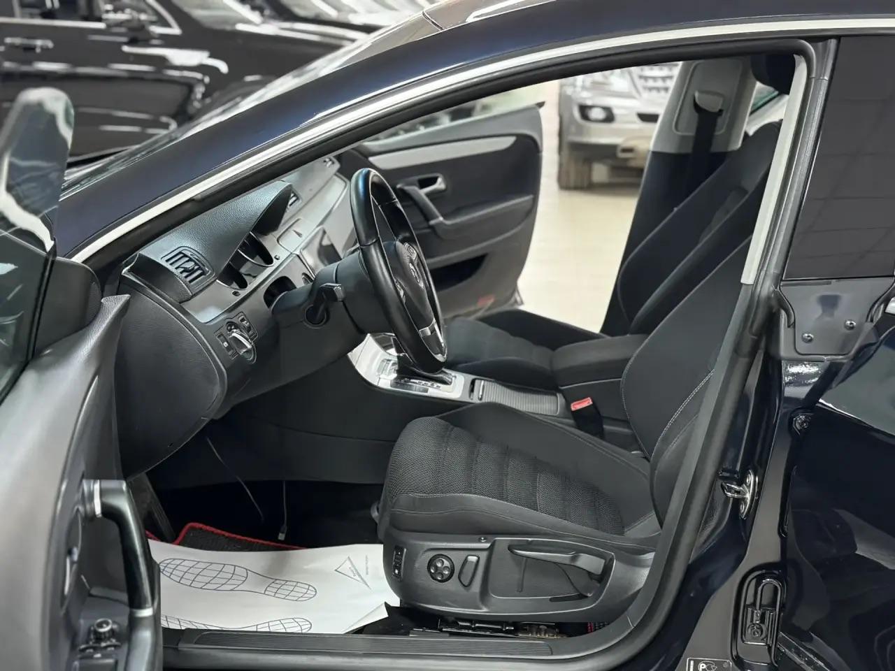 Volkswagen Passat CC