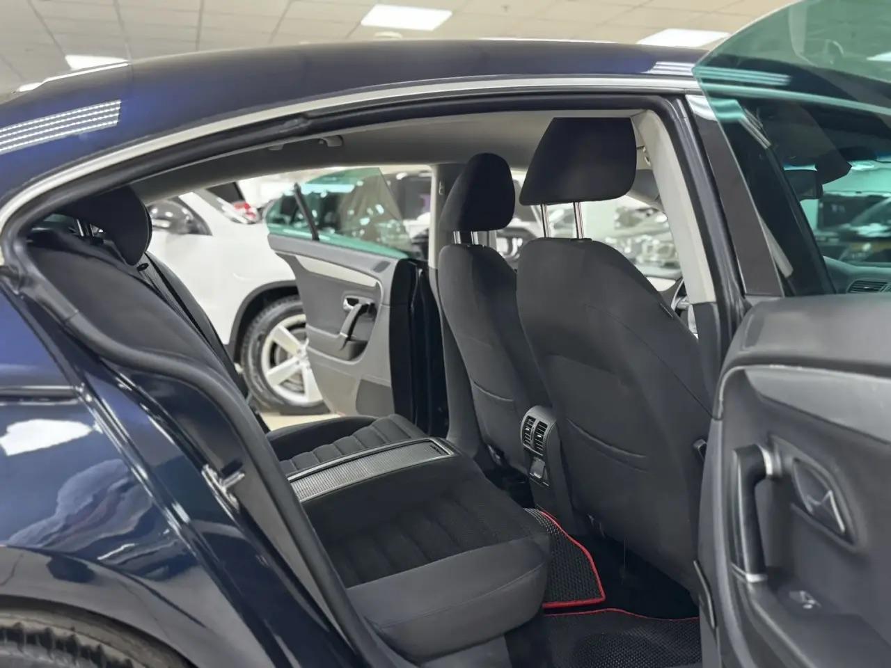 Volkswagen Passat CC