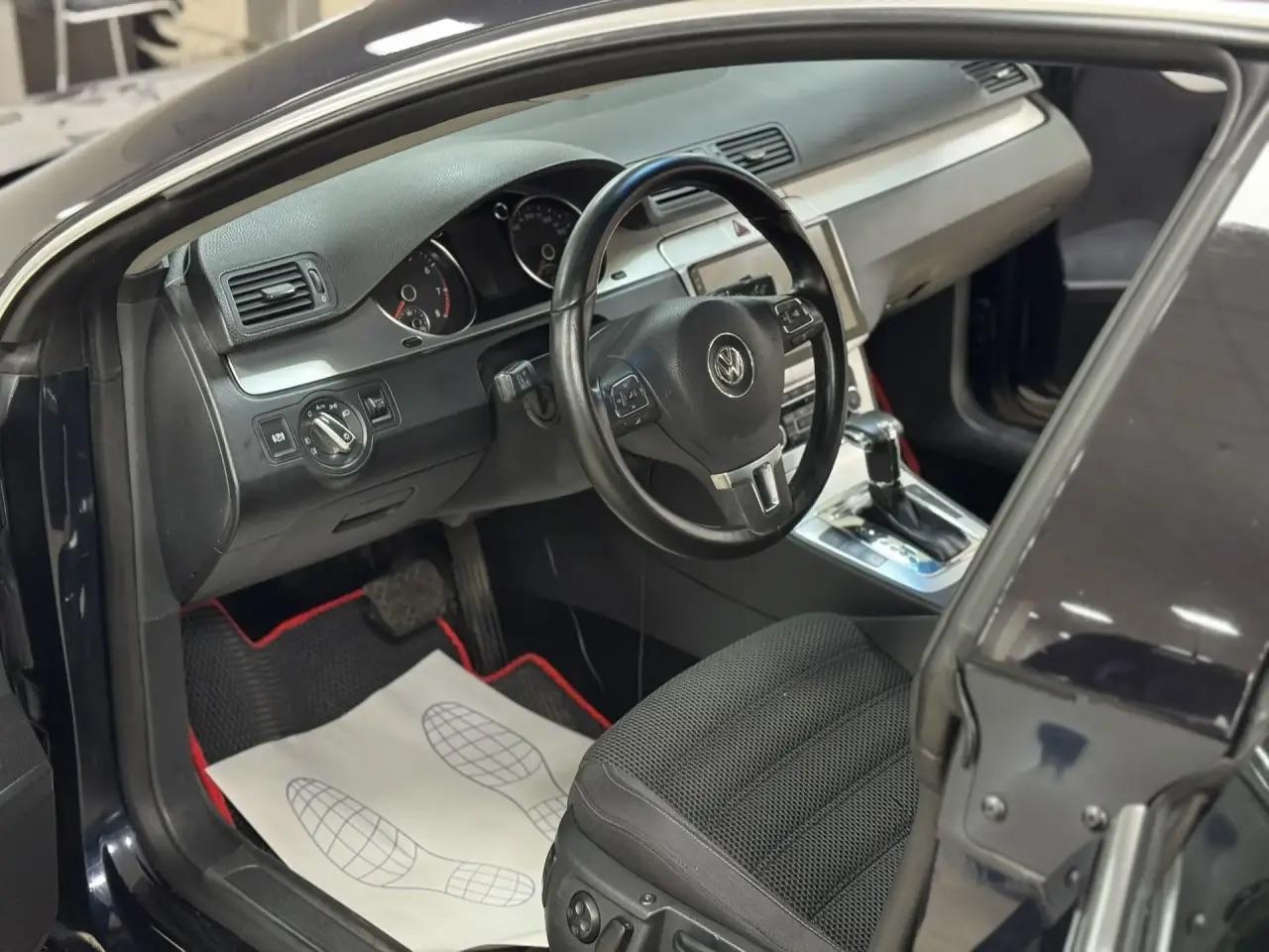 Volkswagen Passat CC
