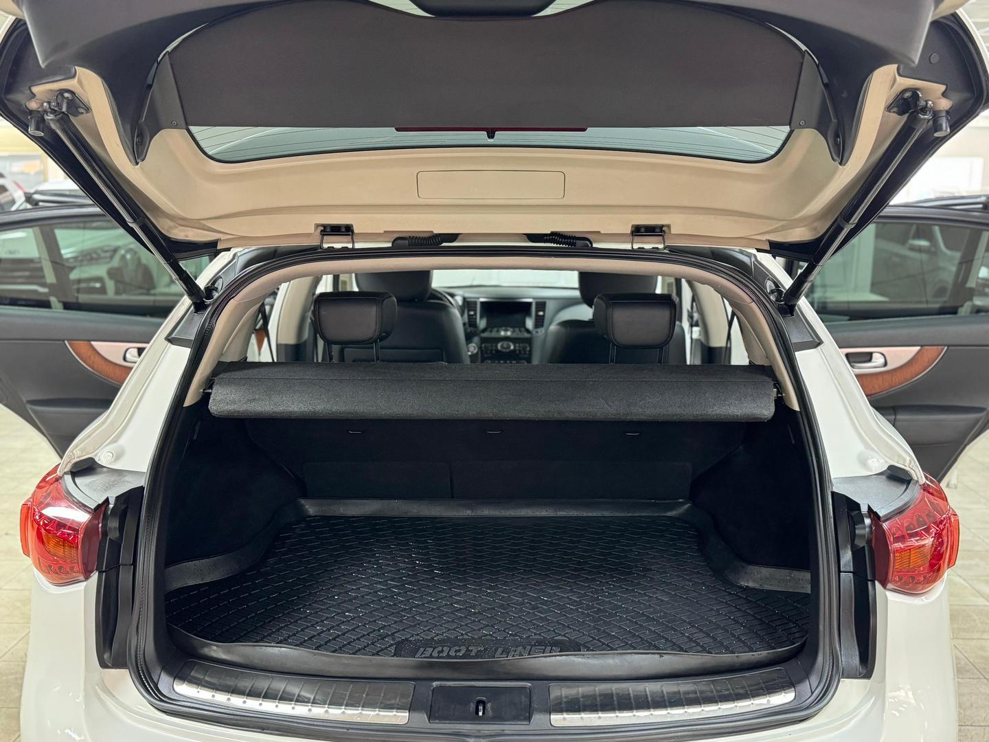 Infiniti FX