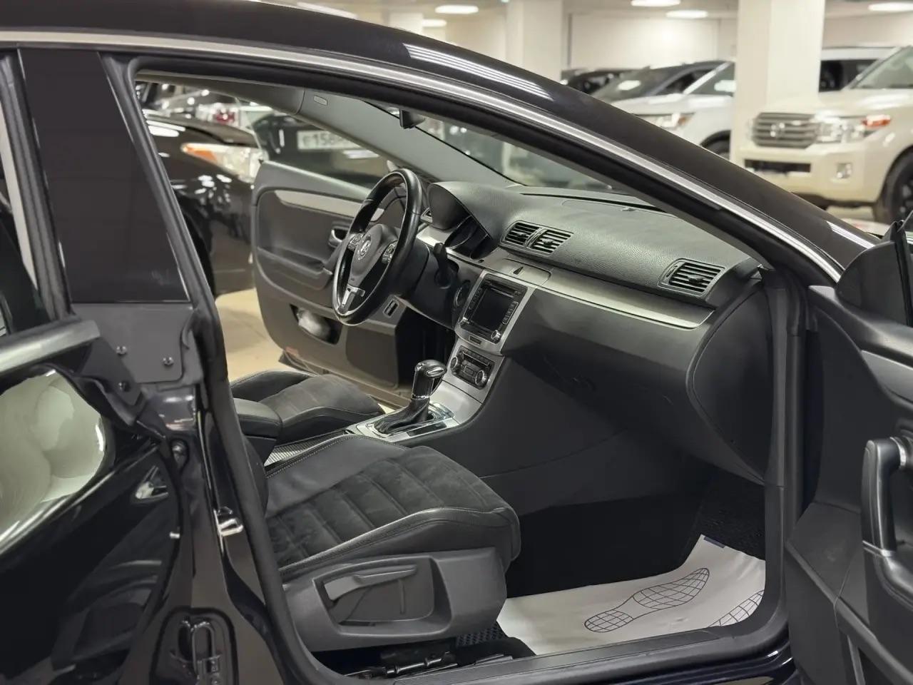 Volkswagen Passat CC