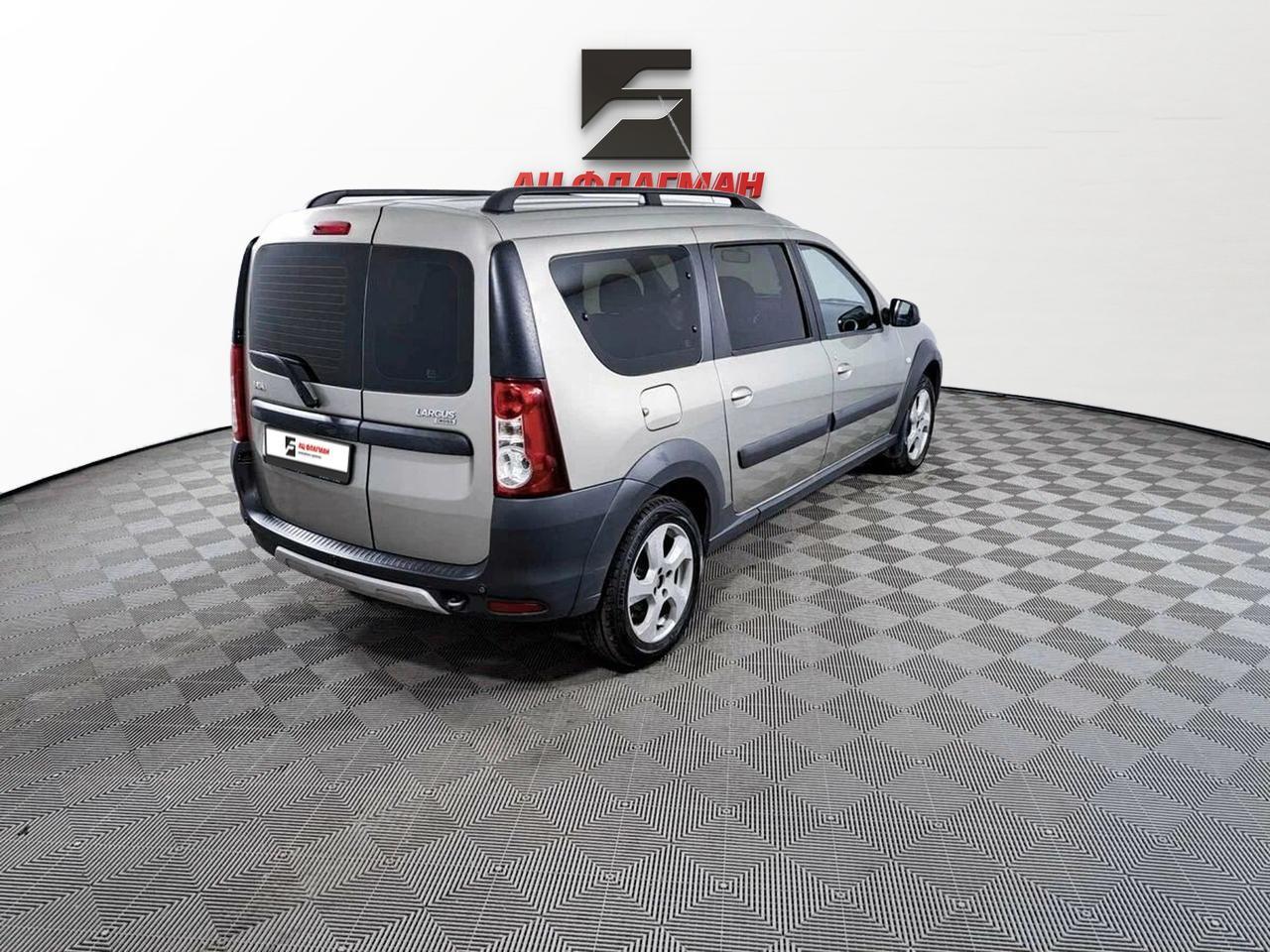 фото автомобиля 1