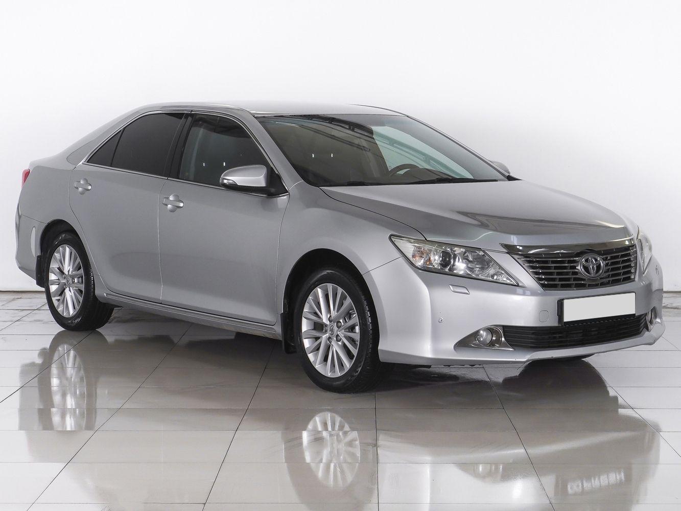 Toyota Camry 2014