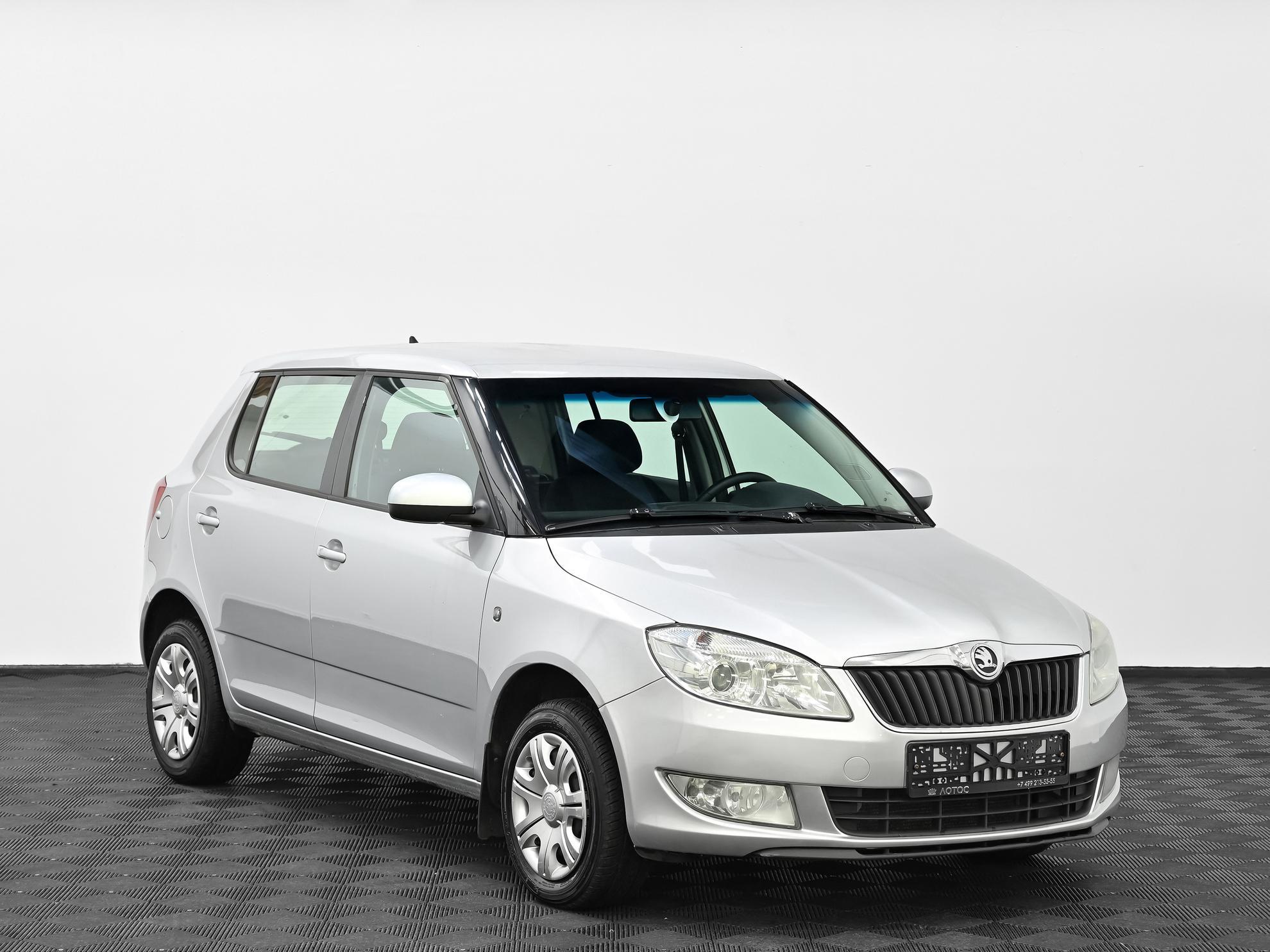фото автомобиля 0