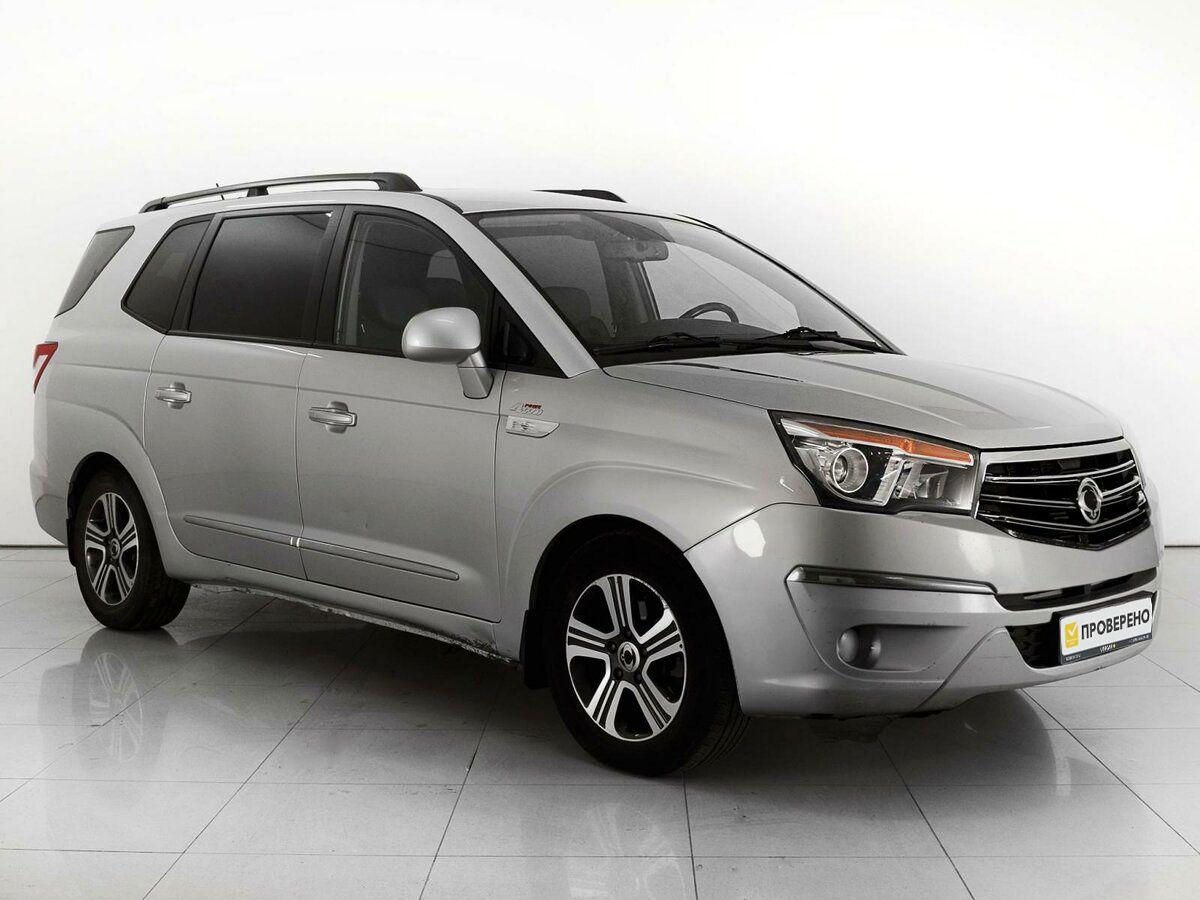 SsangYong Stavic 2014