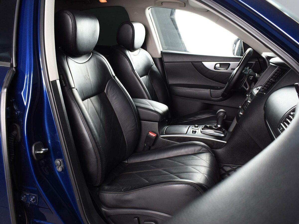 Infiniti FX, 2012