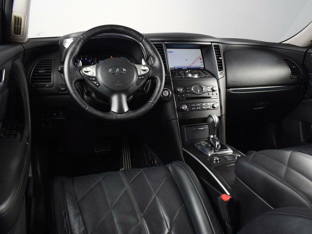 Infiniti FX, 2012