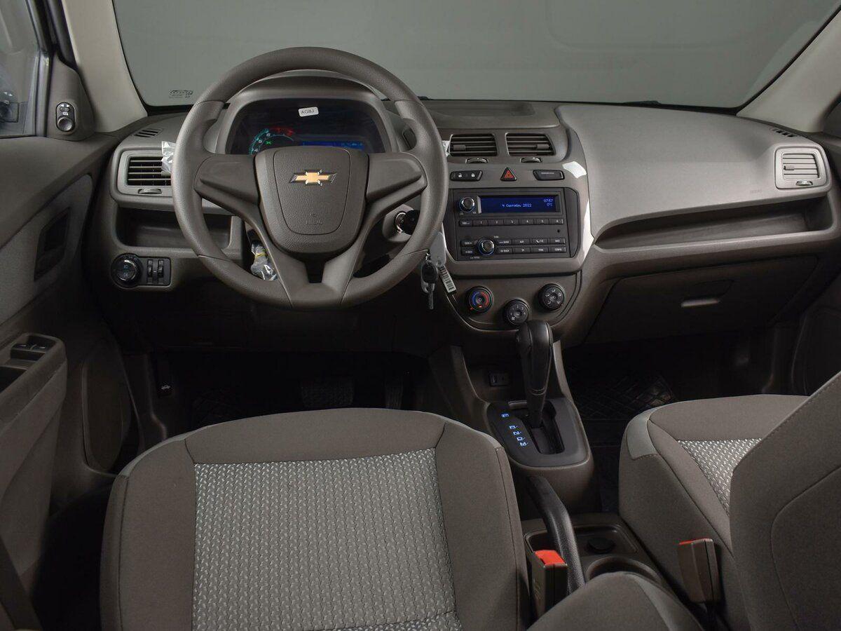 Chevrolet Cobalt, 2022