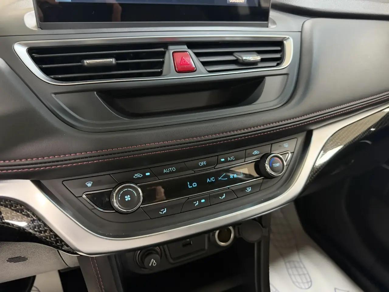 JAC JS3