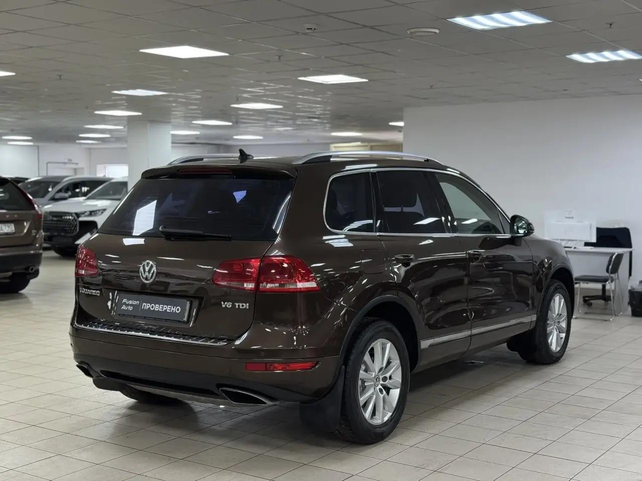 Volkswagen Touareg