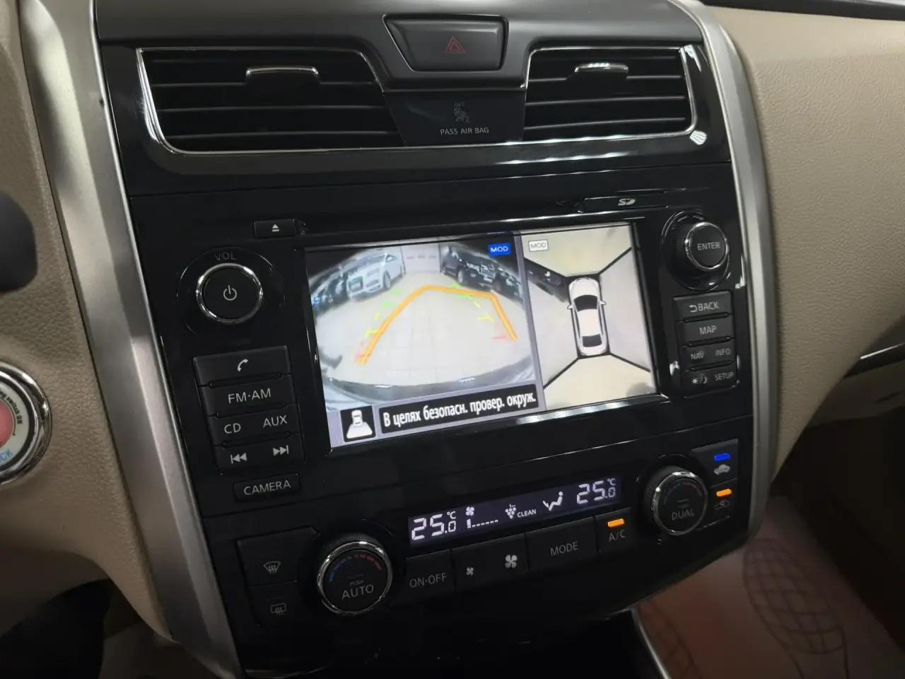 Nissan Teana